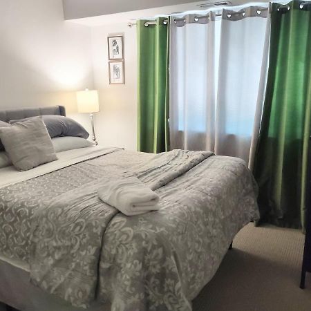 Charming Condo In Central ローリー エクステリア 写真