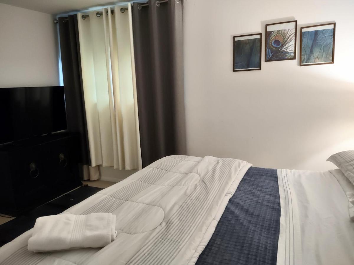 Charming Condo In Central ローリー エクステリア 写真