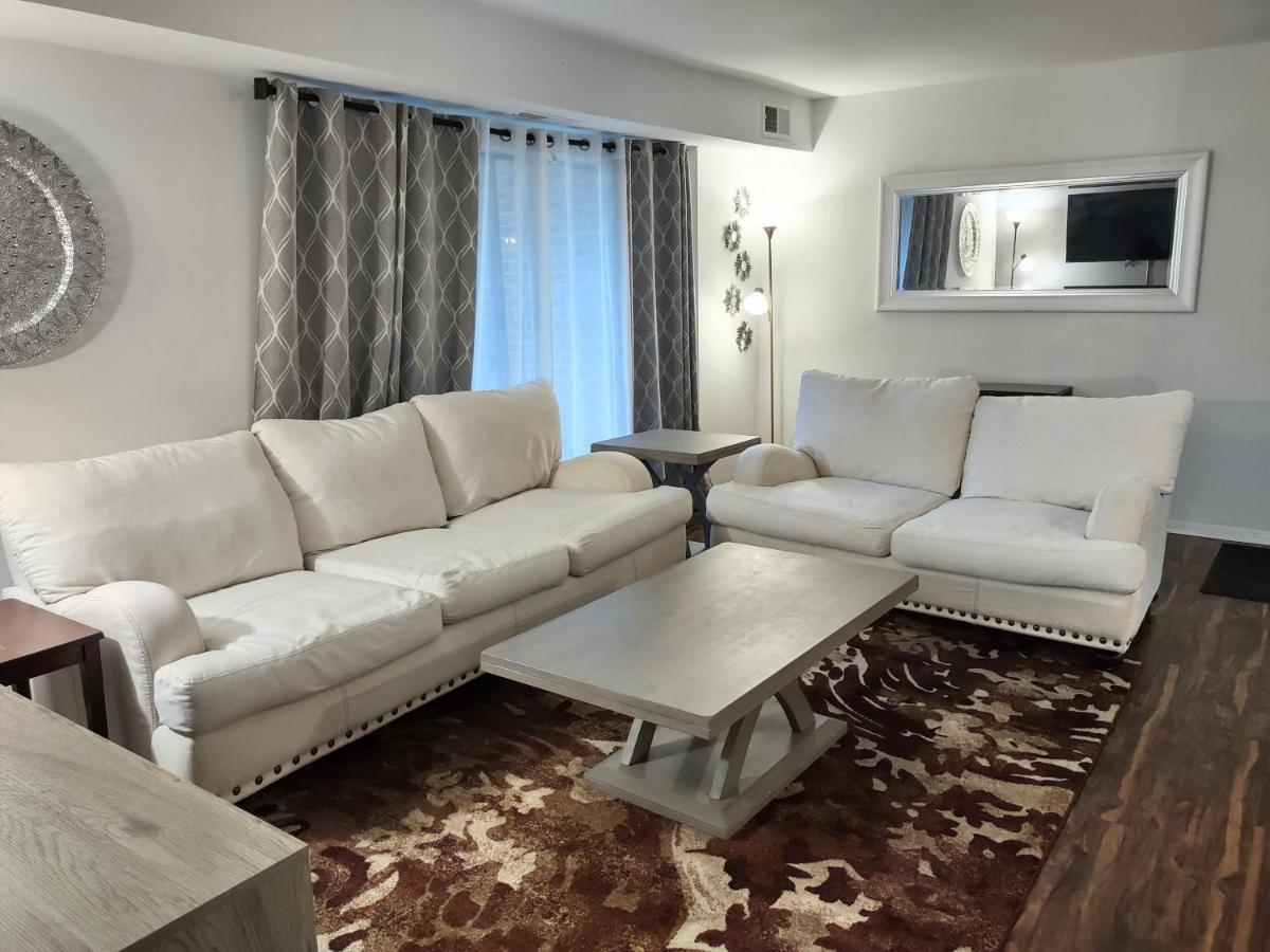 Charming Condo In Central ローリー エクステリア 写真
