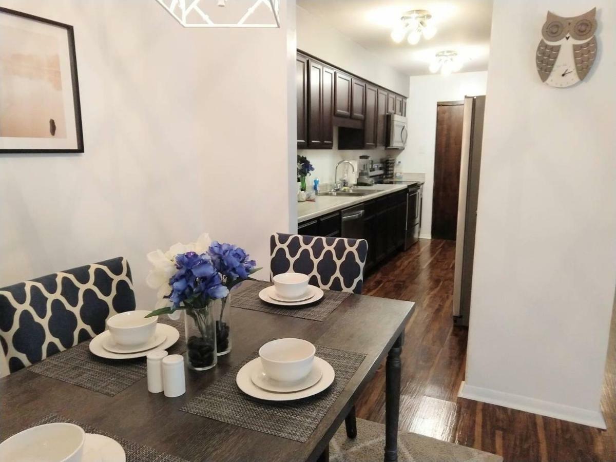 Charming Condo In Central ローリー エクステリア 写真