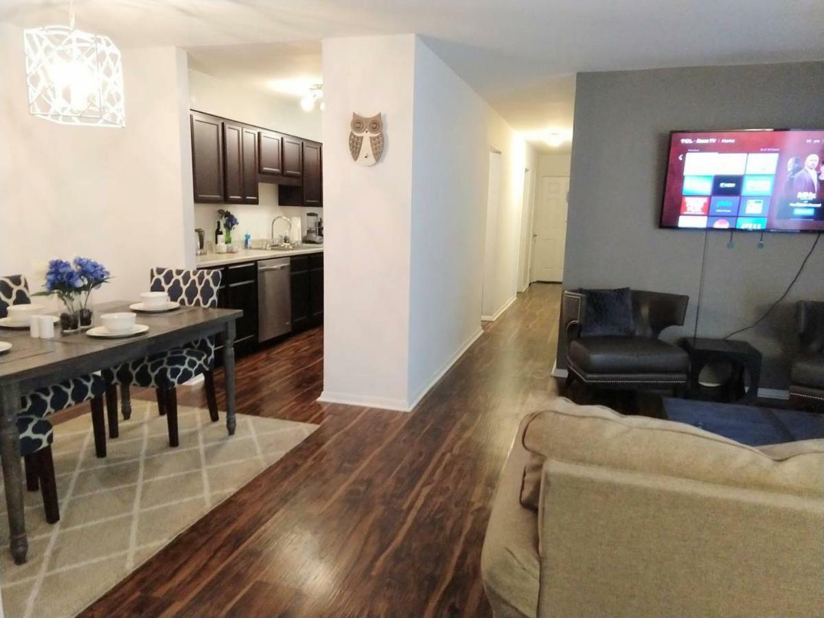 Charming Condo In Central ローリー エクステリア 写真